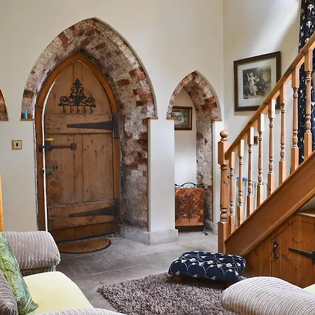 The Low Holiday home *